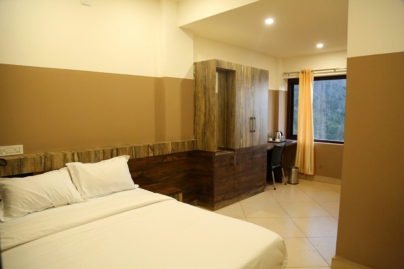 hotel room ooty